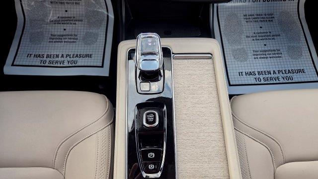 2025 Volvo XC90 - $44,601