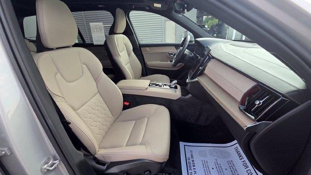 2025 Volvo XC90 - $44,601