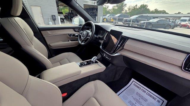 2025 Volvo XC90 - $44,601