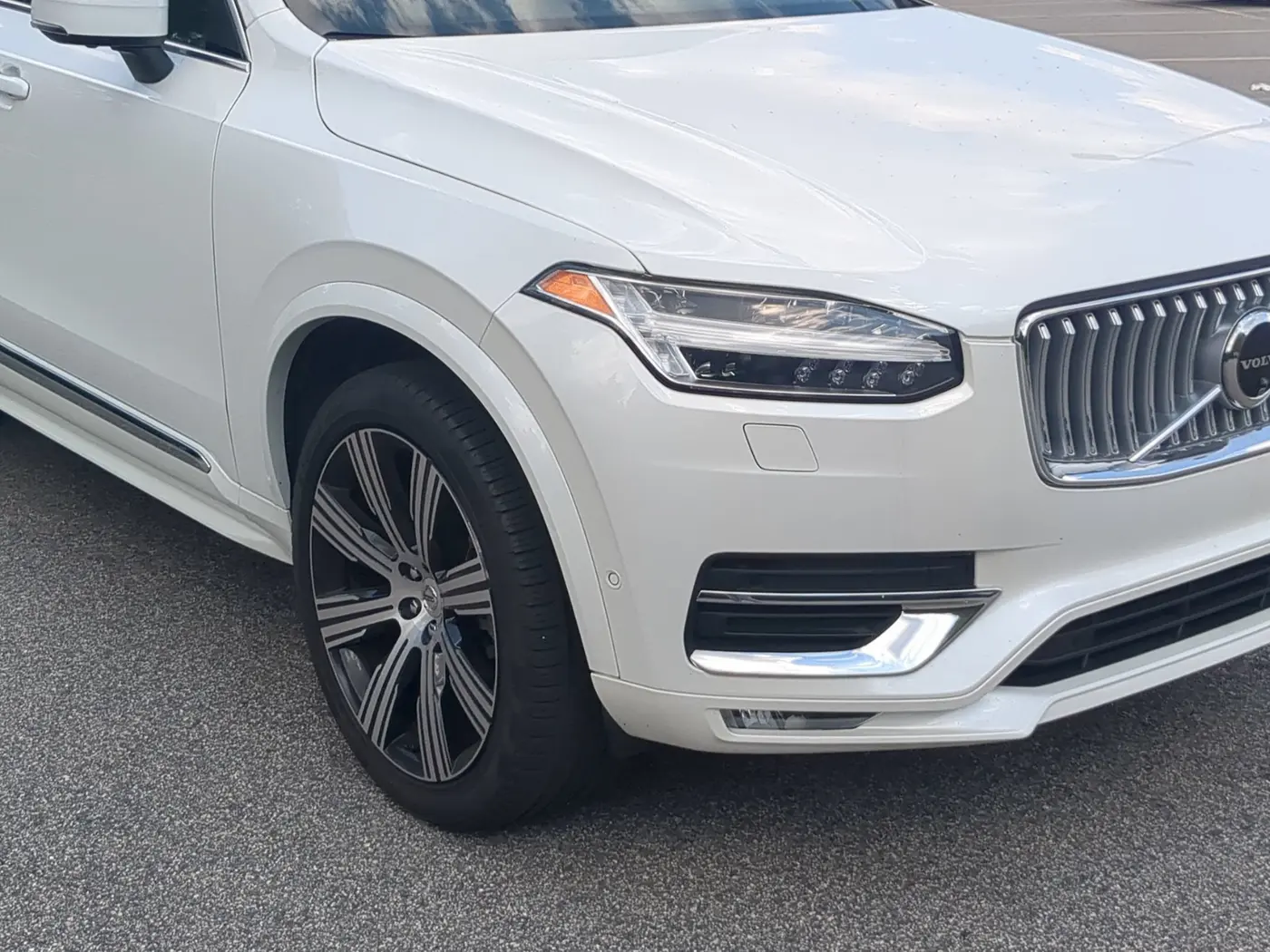 2024 Volvo XC90 - $43,304