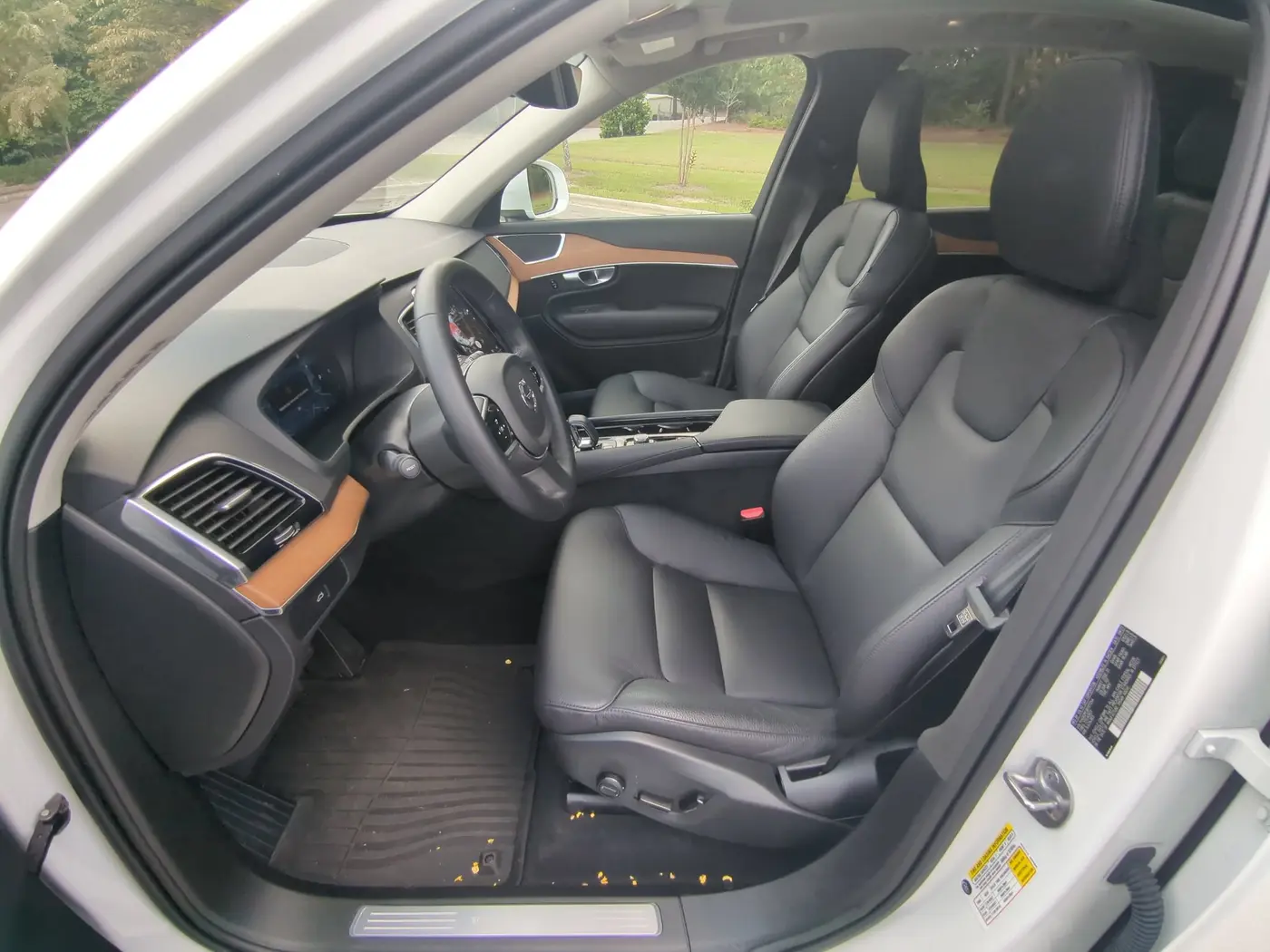 2024 Volvo XC90 - $43,304