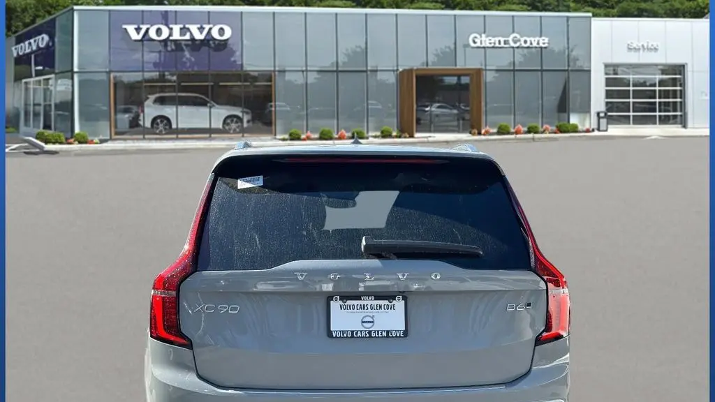 2026 Volvo XC90 B6 Plus 7P