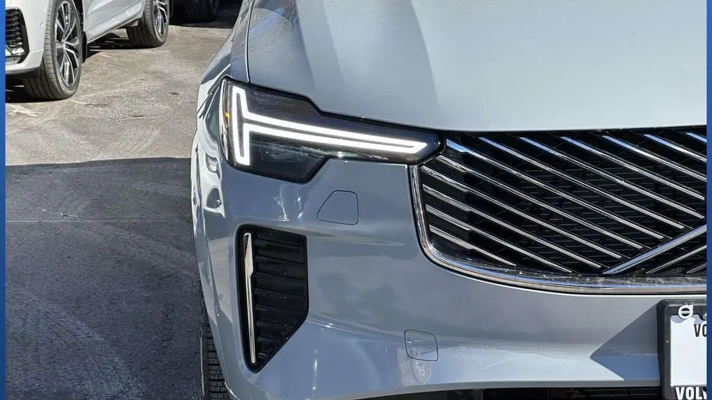 2026 Volvo XC90 B6 Plus 7P