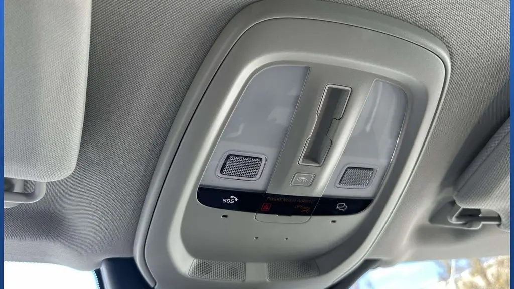 2026 Volvo XC90 B6 Plus 7P