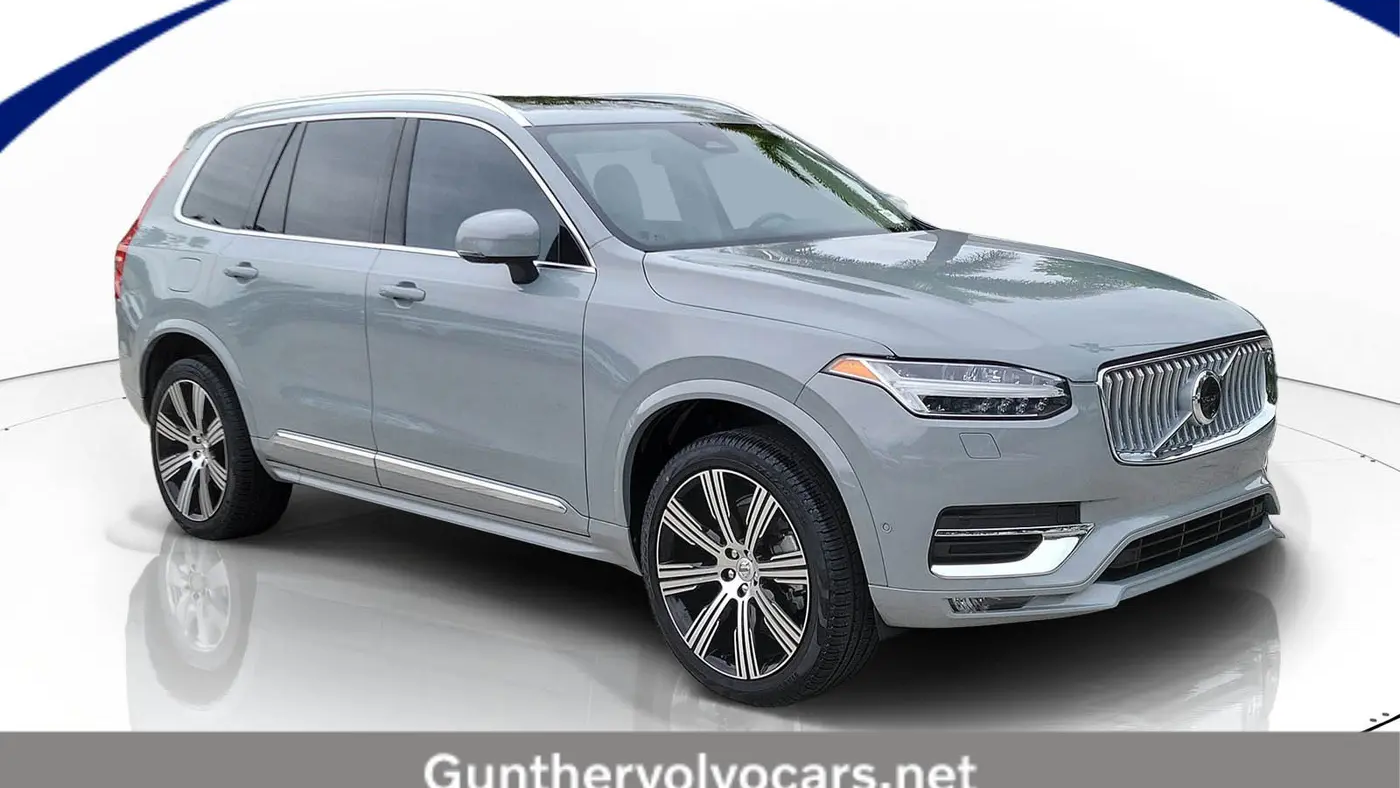 Preowned 2025 Volvo XC90 B6 Plus Bright Theme 7P for Sale