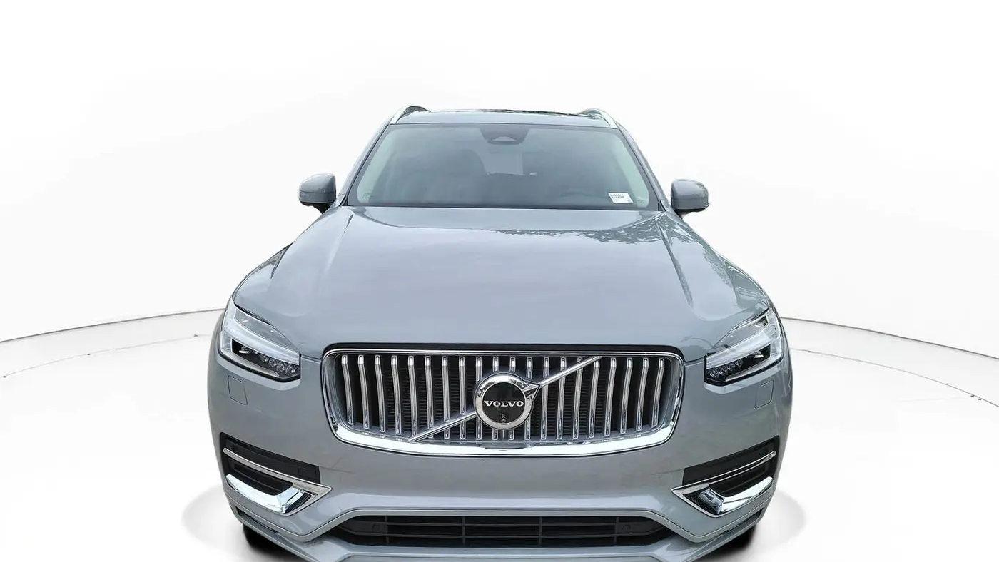 2025 Volvo XC90 B6 Plus Bright Theme 7P
