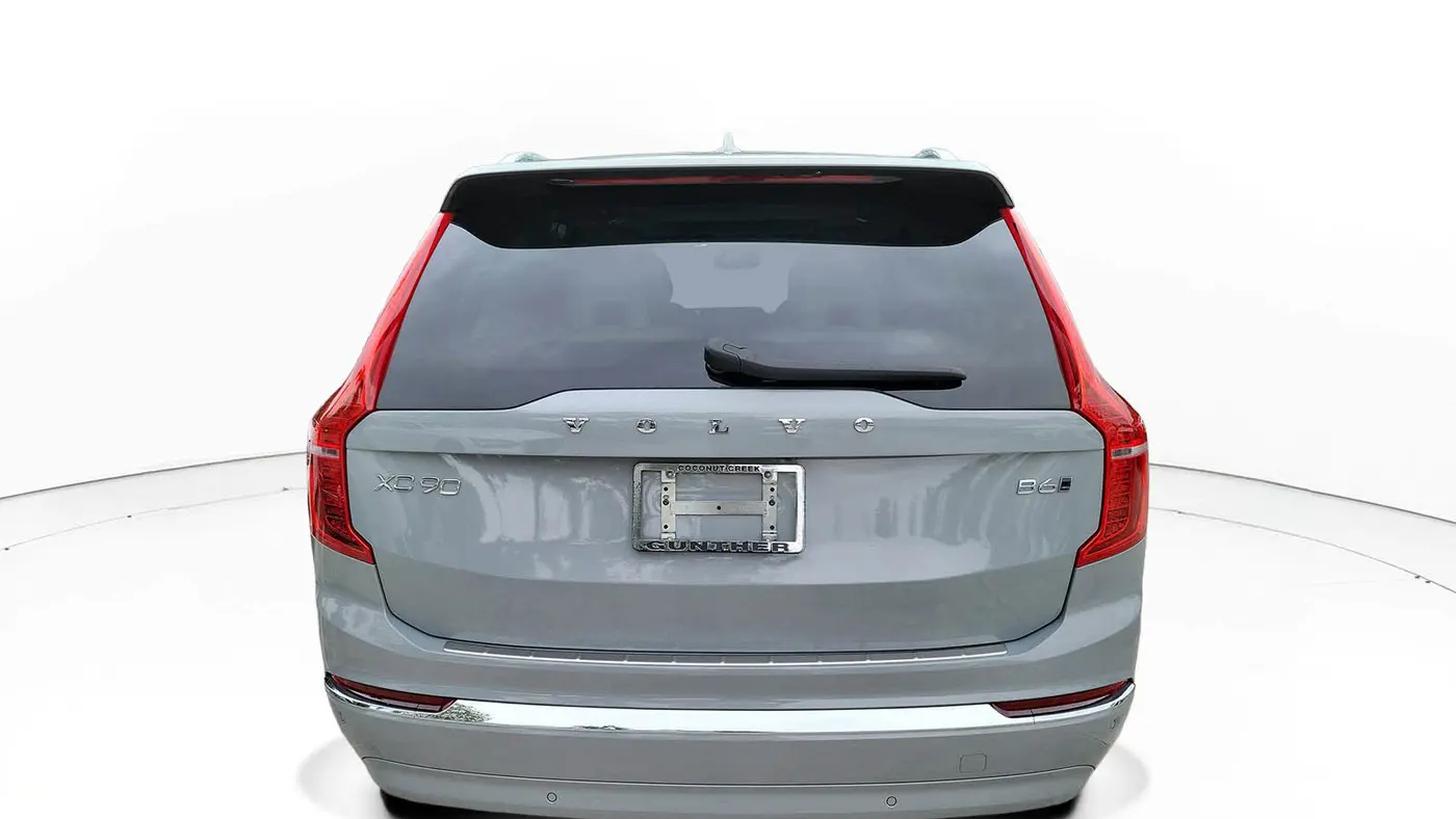 2025 Volvo XC90 B6 Plus Bright Theme 7P