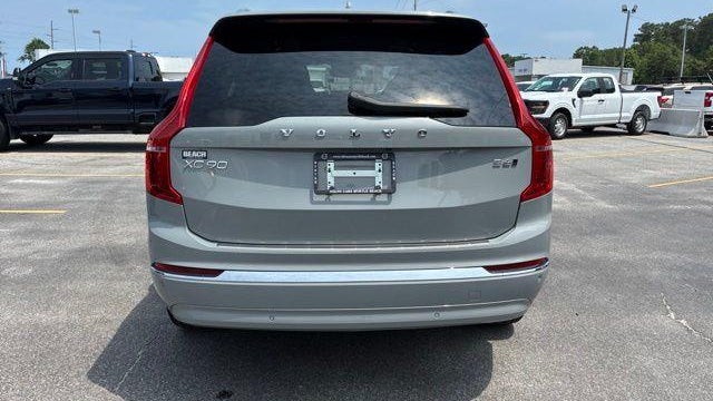 2025 Volvo XC90 B6 Plus Bright Theme 7P