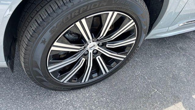 2025 Volvo XC90 B6 Plus Bright Theme 7P