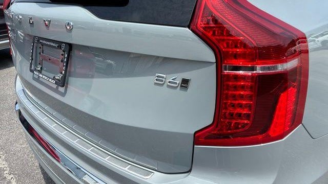 2025 Volvo XC90 B6 Plus Bright Theme 7P