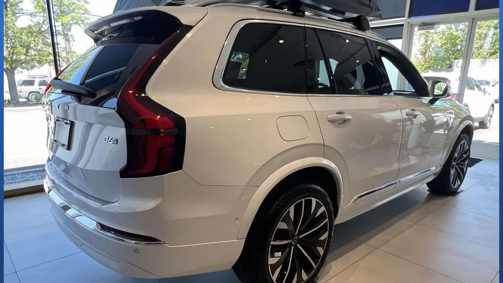 2026 Volvo XC90 B6 Plus 7P