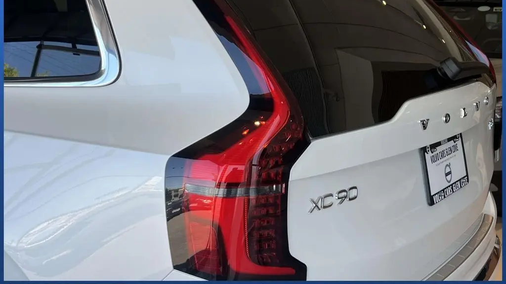 2026 Volvo XC90 B6 Plus 7P