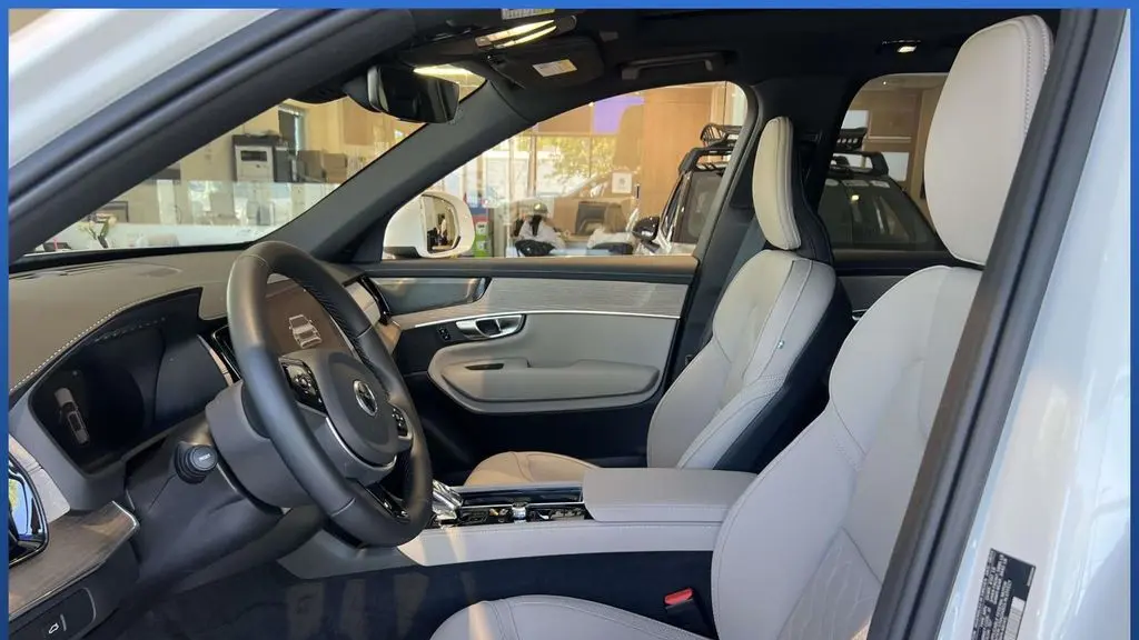 2026 Volvo XC90 B6 Plus 7P