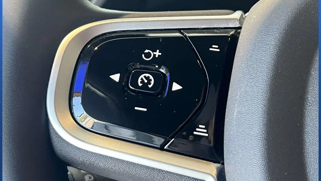 2026 Volvo XC90 B6 Plus 7P