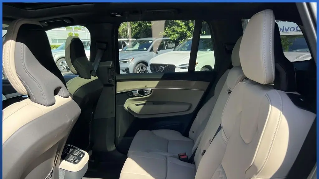 2026 Volvo XC90 B6 Plus 7P