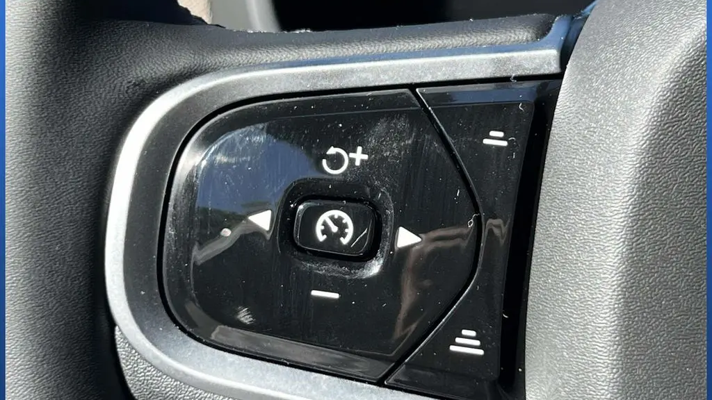 2026 Volvo XC90 B6 Plus 7P