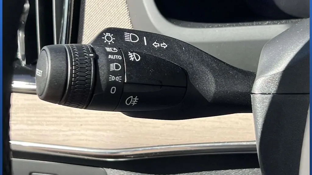 2026 Volvo XC90 B6 Plus 7P