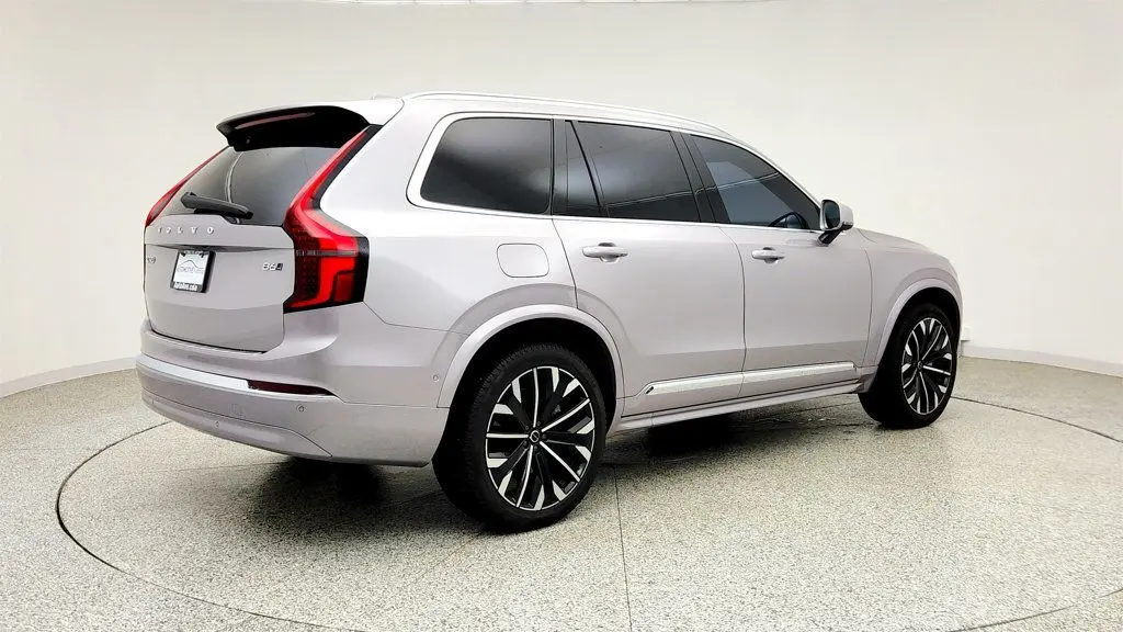 2026 Volvo XC90 B6 Plus 7P