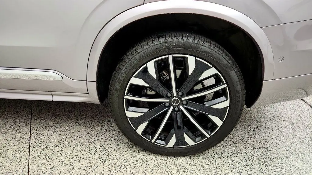 2026 Volvo XC90 B6 Plus 7P