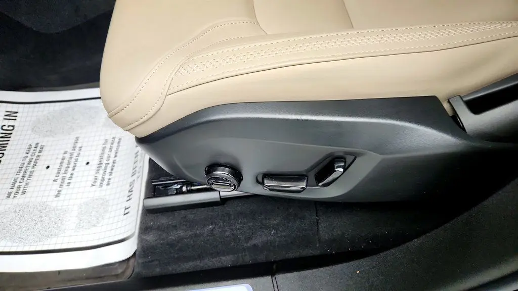 2026 Volvo XC90 B6 Plus 7P