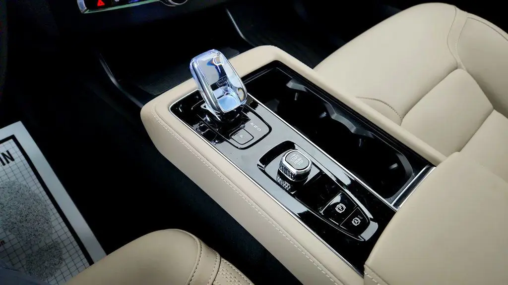 2026 Volvo XC90 B6 Plus 7P