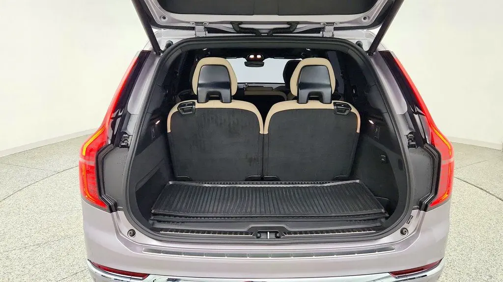 2026 Volvo XC90 B6 Plus 7P