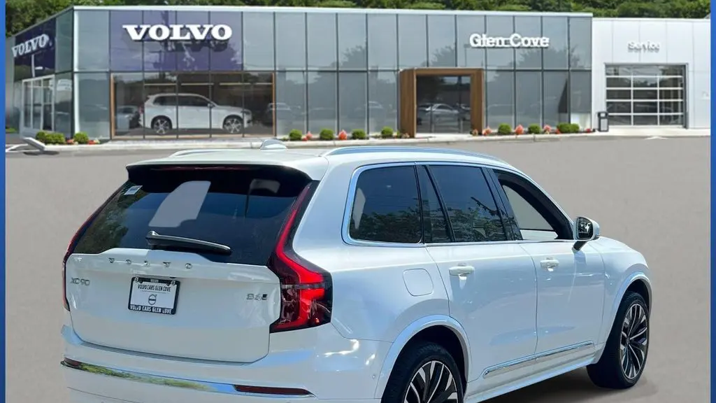 2026 Volvo XC90 B6 Plus 7P