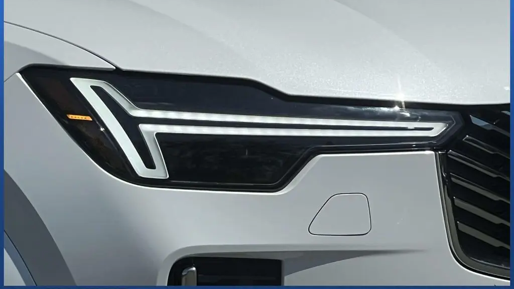 2026 Volvo XC90 B6 Plus 7P
