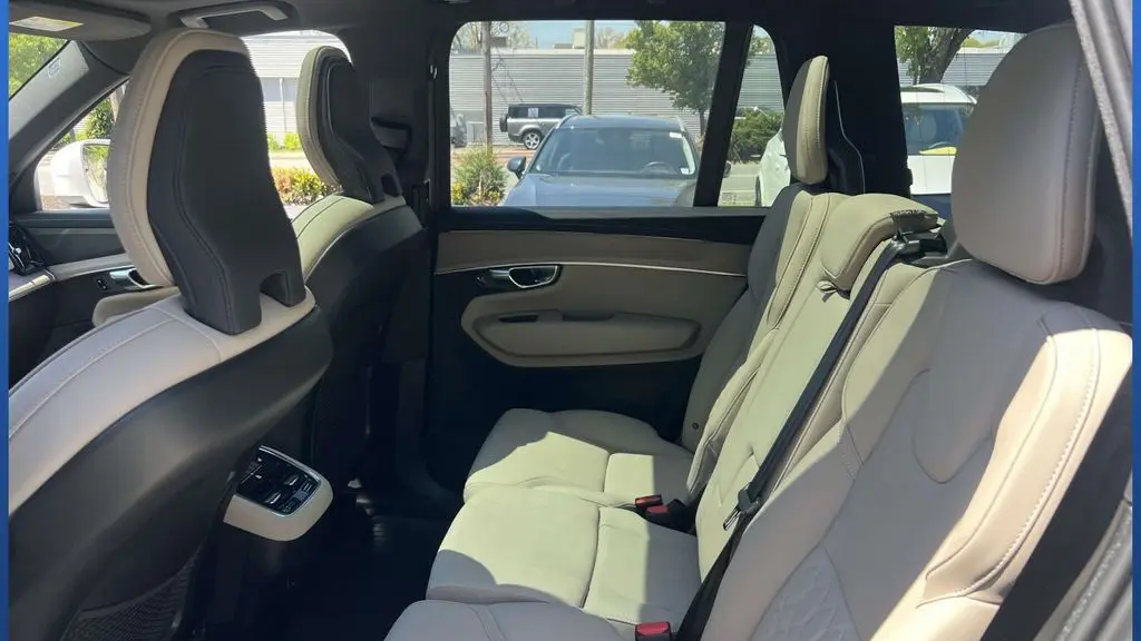 2026 Volvo XC90 B6 Plus 7P