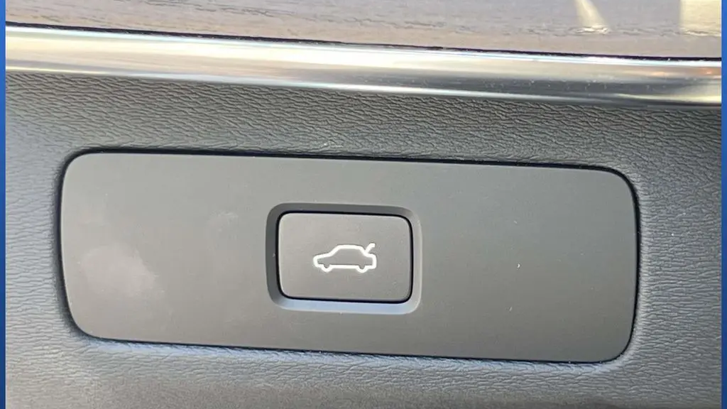 2026 Volvo XC90 B6 Plus 7P