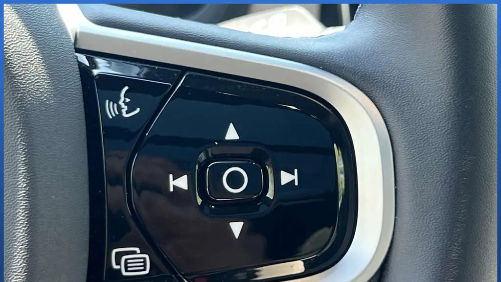 2026 Volvo XC90 B6 Plus 7P