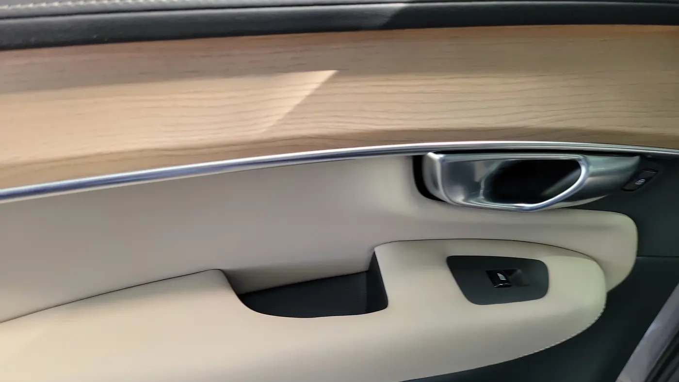 2026 Volvo XC90 B6 Plus 7P