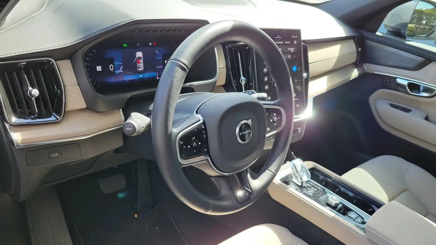 2026 Volvo XC90 B6 Plus 7P