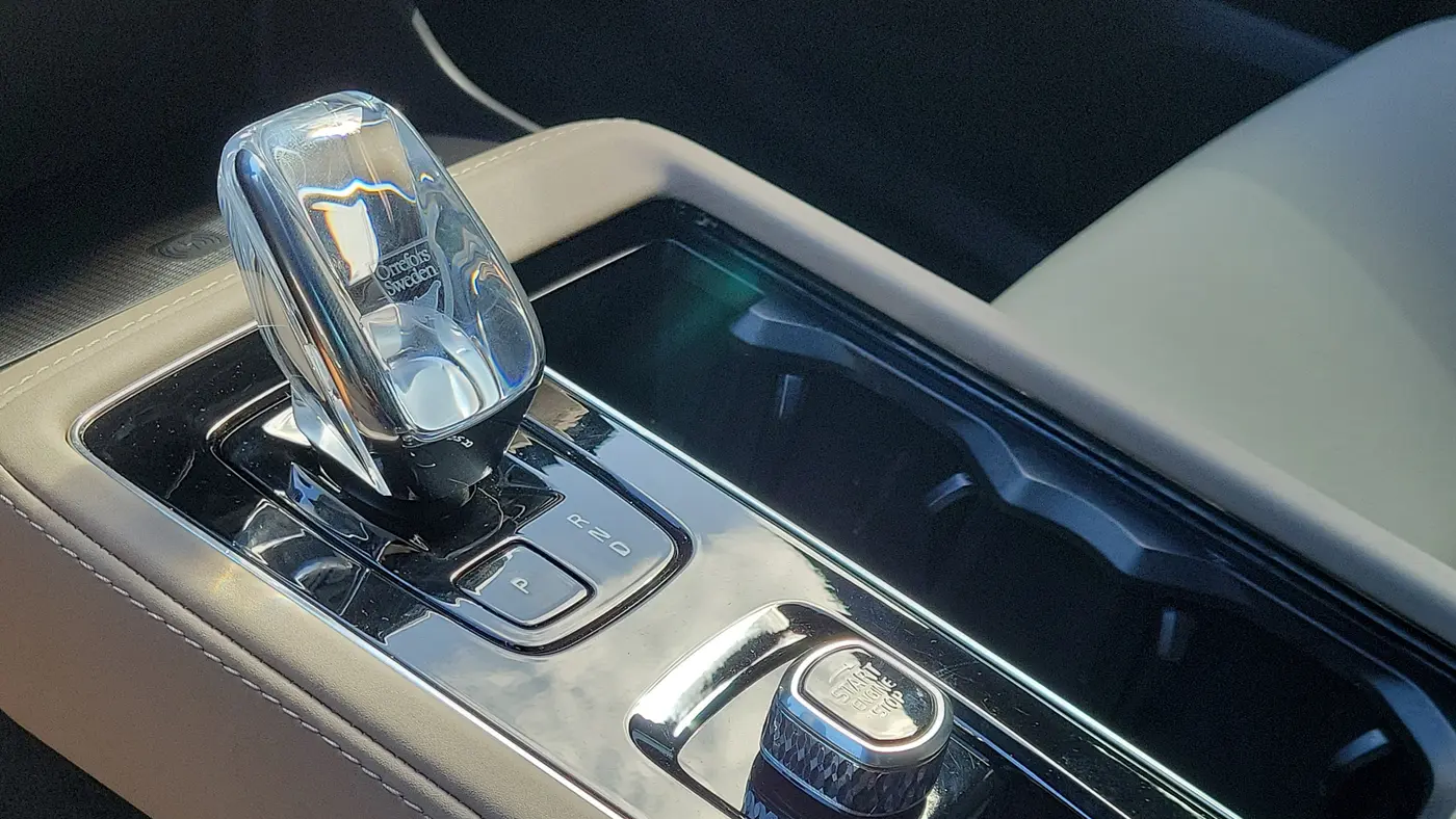 2026 Volvo XC90 B6 Plus 7P