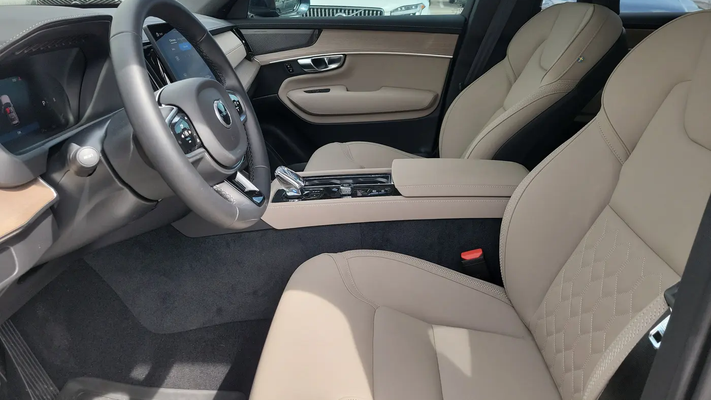 2026 Volvo XC90 B6 Plus 7P