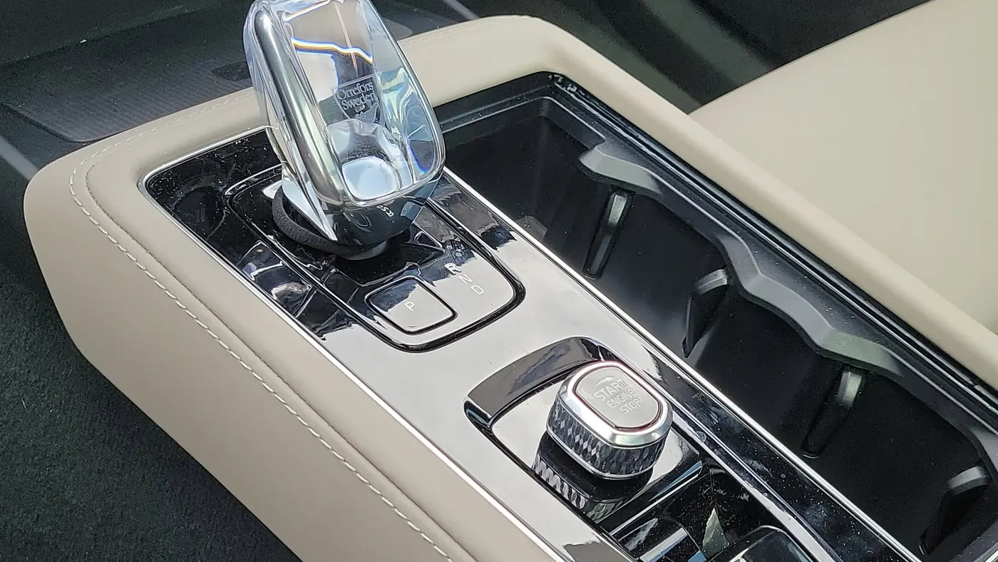 2026 Volvo XC90 B6 Plus 7P