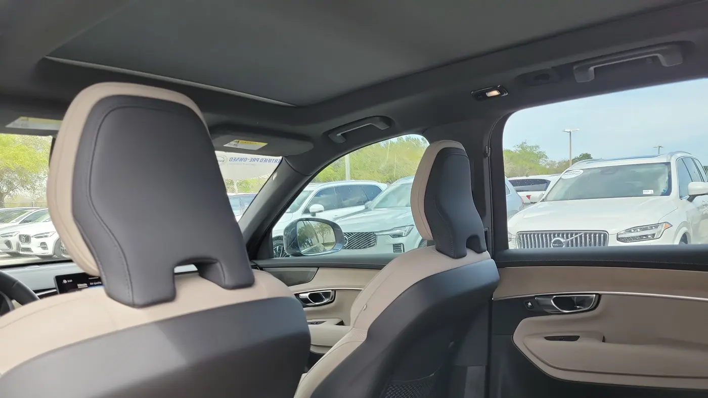 2026 Volvo XC90 B6 Plus 7P