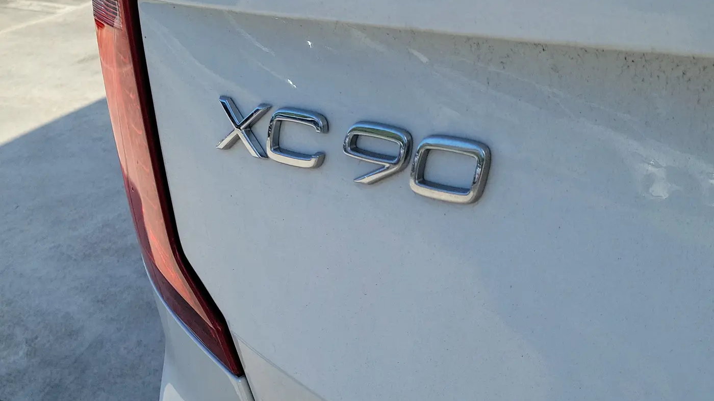 2025 Volvo XC90 B6 Plus Bright Theme 7P