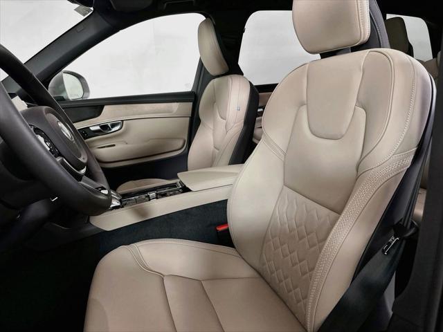 2026 Volvo XC90 - $71,075