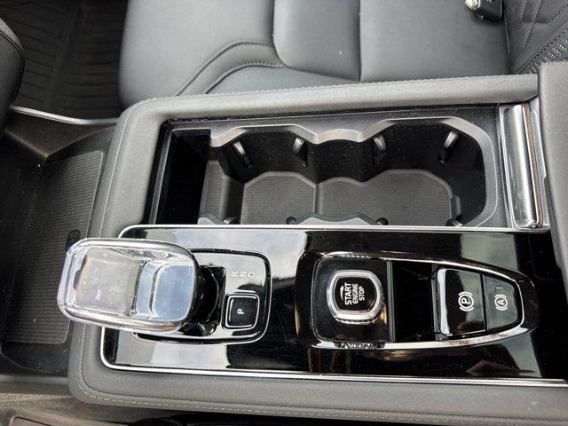 2026 Volvo XC90 - $47,899