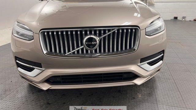 2024 Volvo XC90 B6 Plus Bright Theme 7P