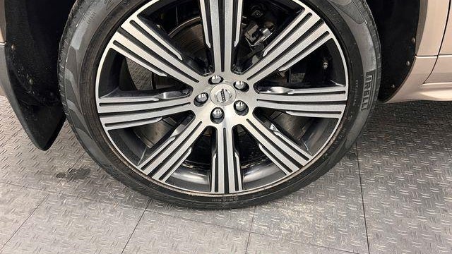 2024 Volvo XC90 B6 Plus Bright Theme 7P