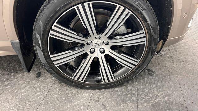 2024 Volvo XC90 B6 Plus Bright Theme 7P