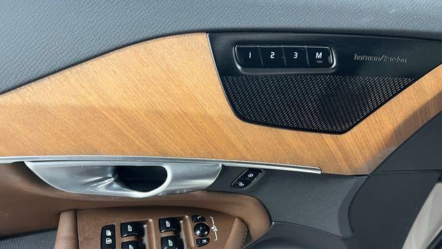 2024 Volvo XC90 B6 Plus Bright Theme 7P