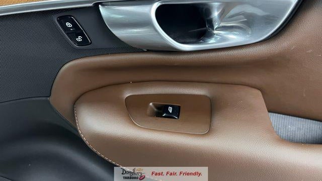 2024 Volvo XC90 B6 Plus Bright Theme 7P