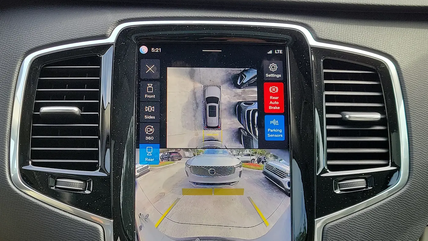 2025 Volvo XC90 B6 Plus Bright Theme 7P