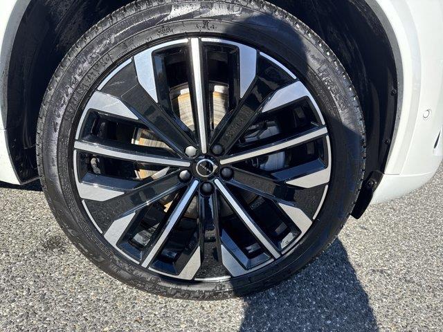 2026 Volvo XC90 - $46,899