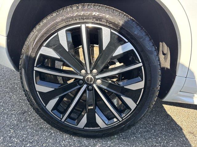 2026 Volvo XC90 - $46,899