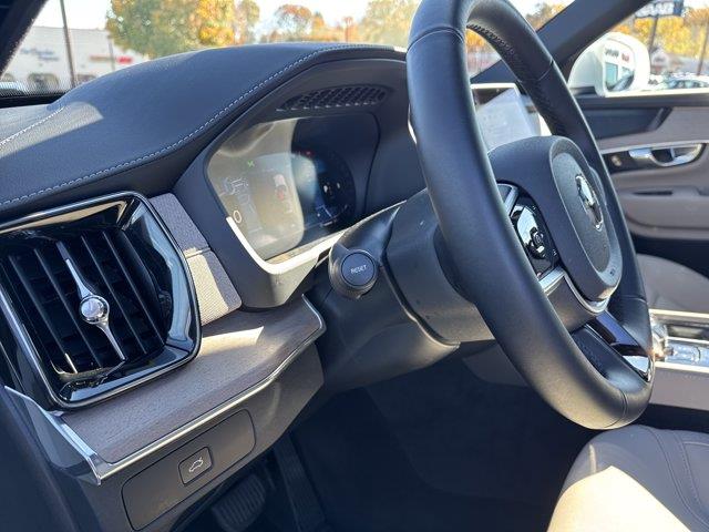 2026 Volvo XC90 - $46,899