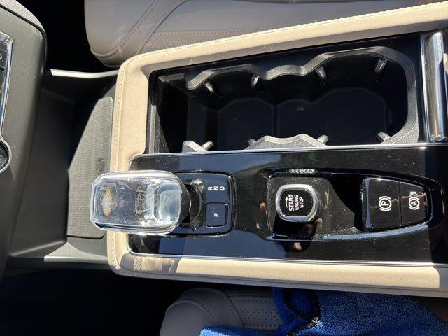 2026 Volvo XC90 - $46,899